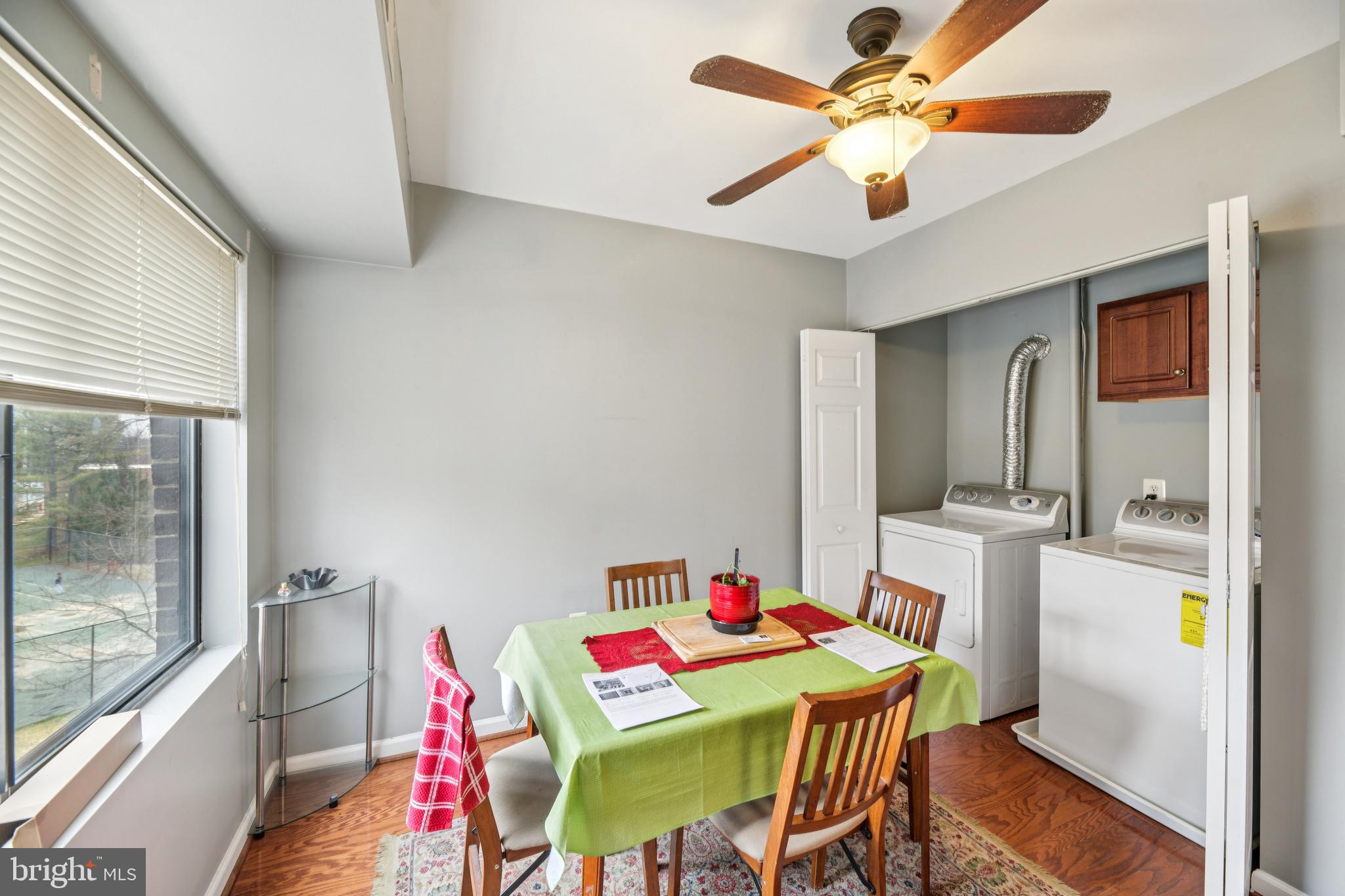 CHERRY GLEN CONDOS - Residential