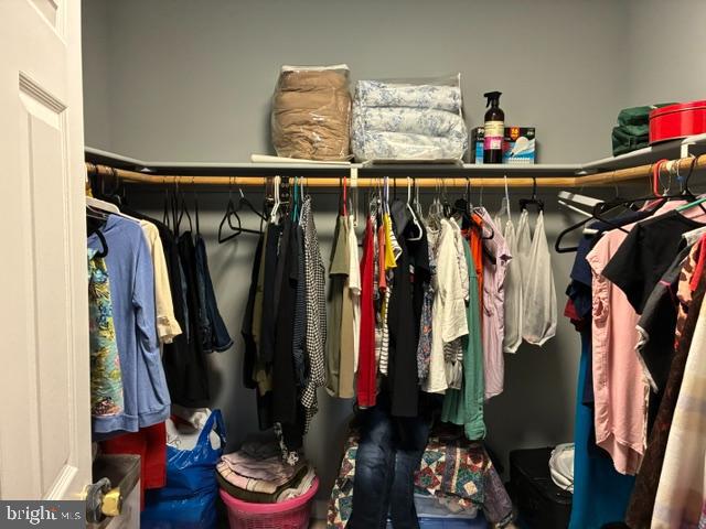 CHERRY GLEN CONDOS - Residential