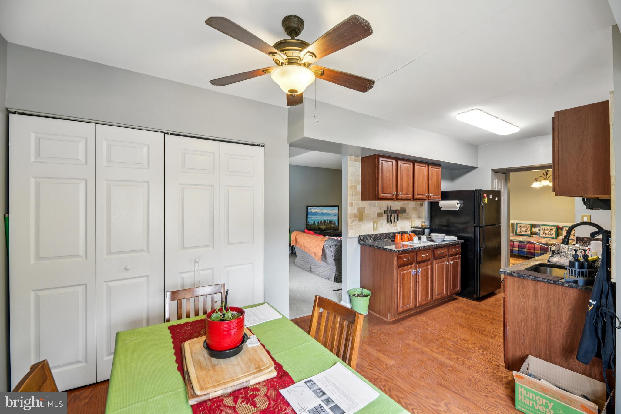 CHERRY GLEN CONDOS - Residential