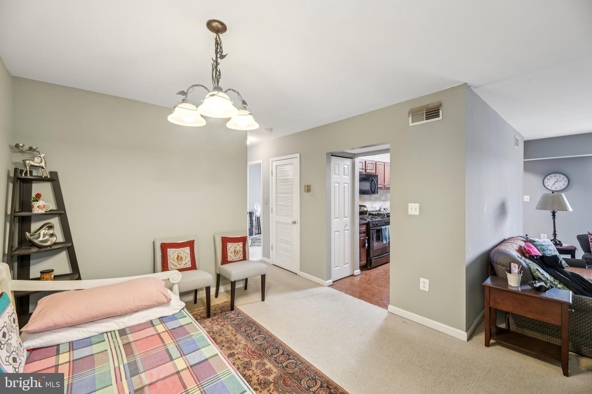 CHERRY GLEN CONDOS - Residential