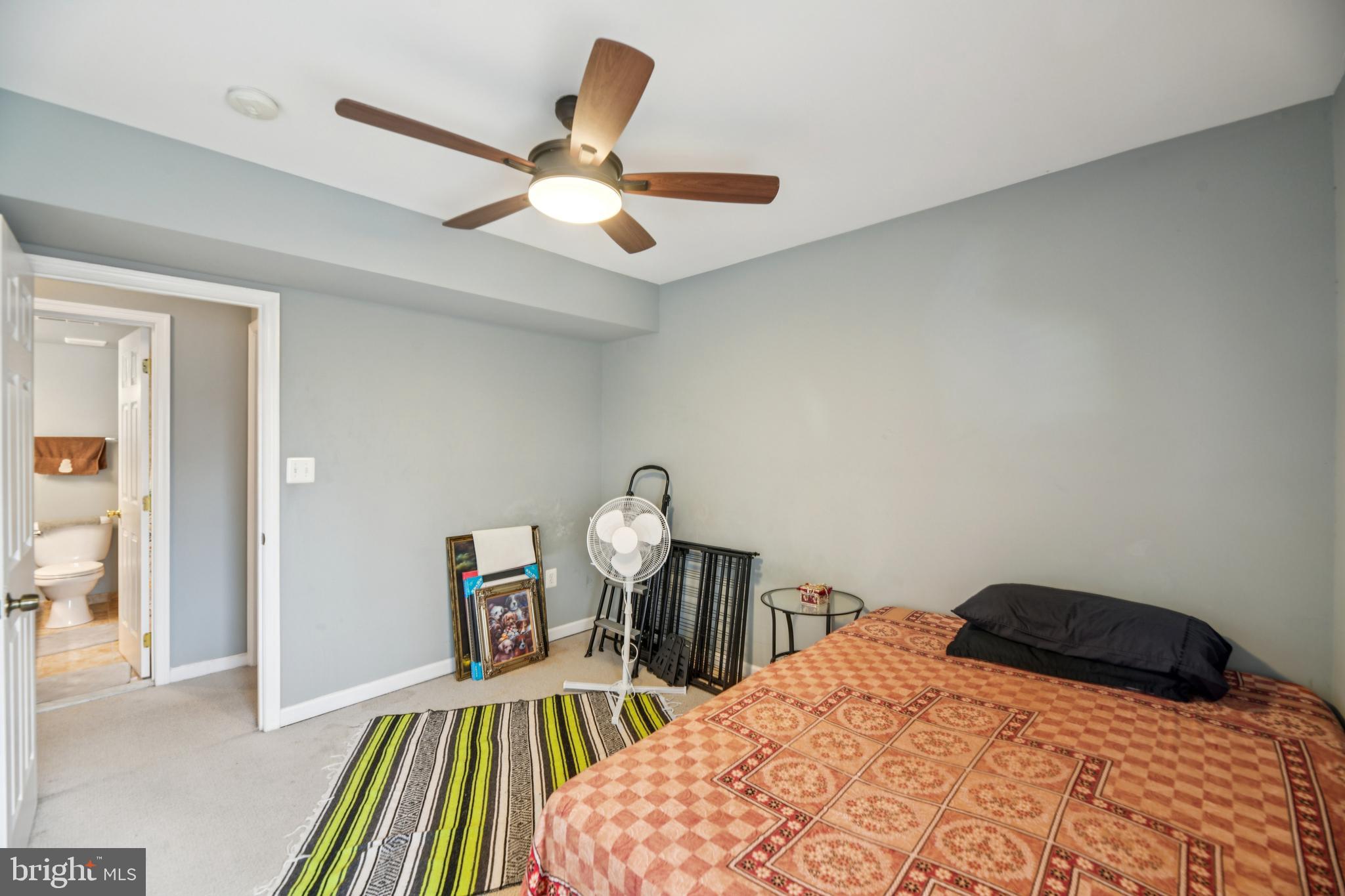 CHERRY GLEN CONDOS - Residential