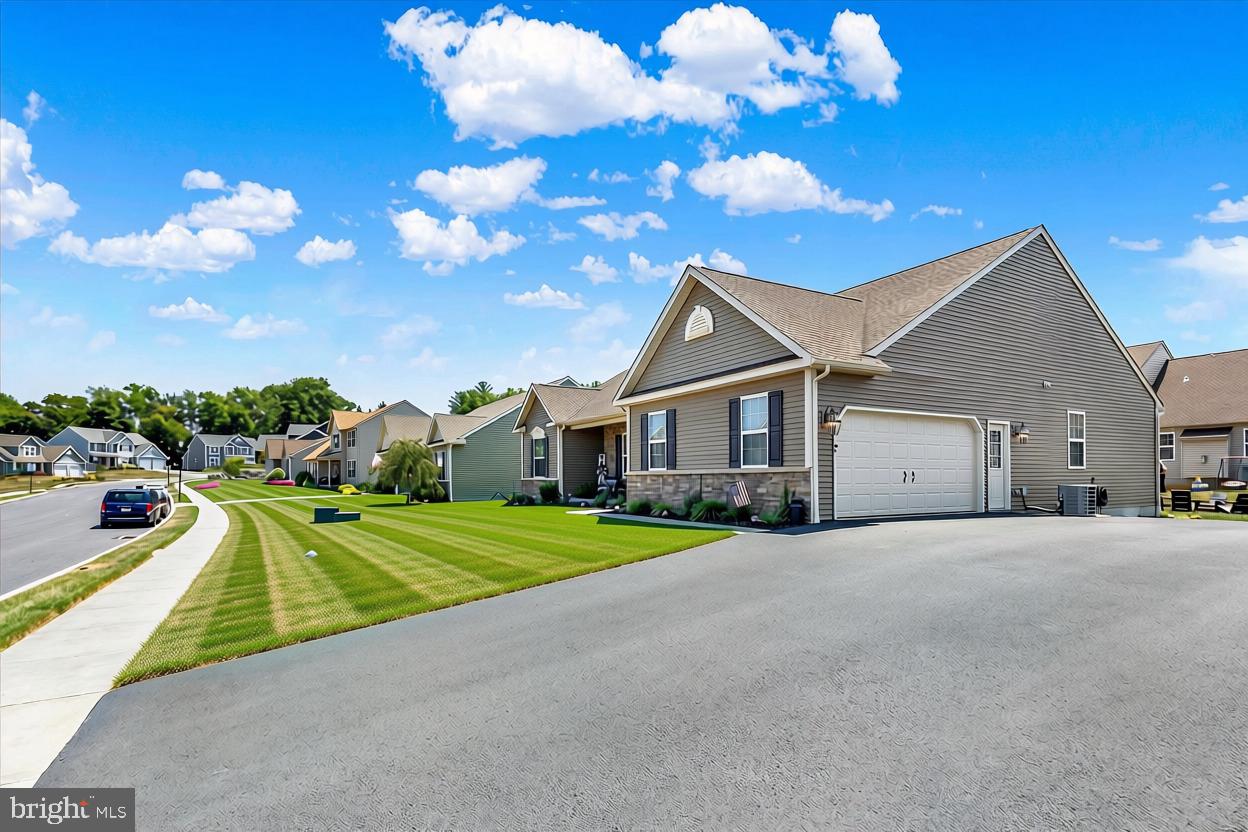 113 SIANNA CIRCLE