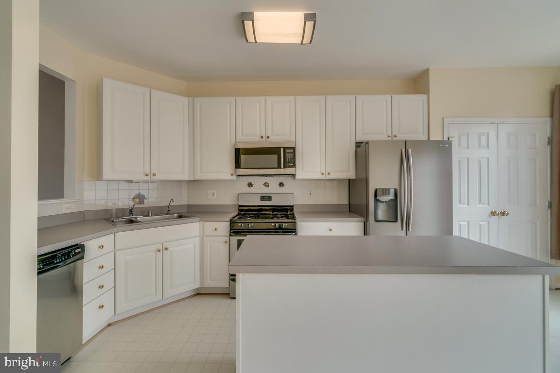 PRINCE WILLIAM COMMONS - Residential