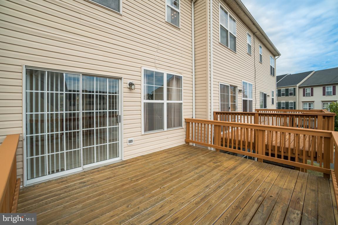 PRINCE WILLIAM COMMONS - Residential