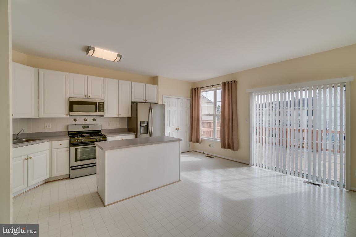 PRINCE WILLIAM COMMONS - Residential