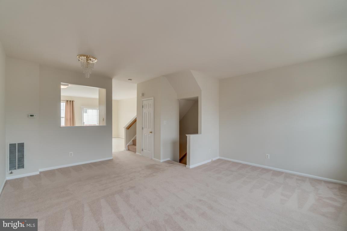 PRINCE WILLIAM COMMONS - Residential