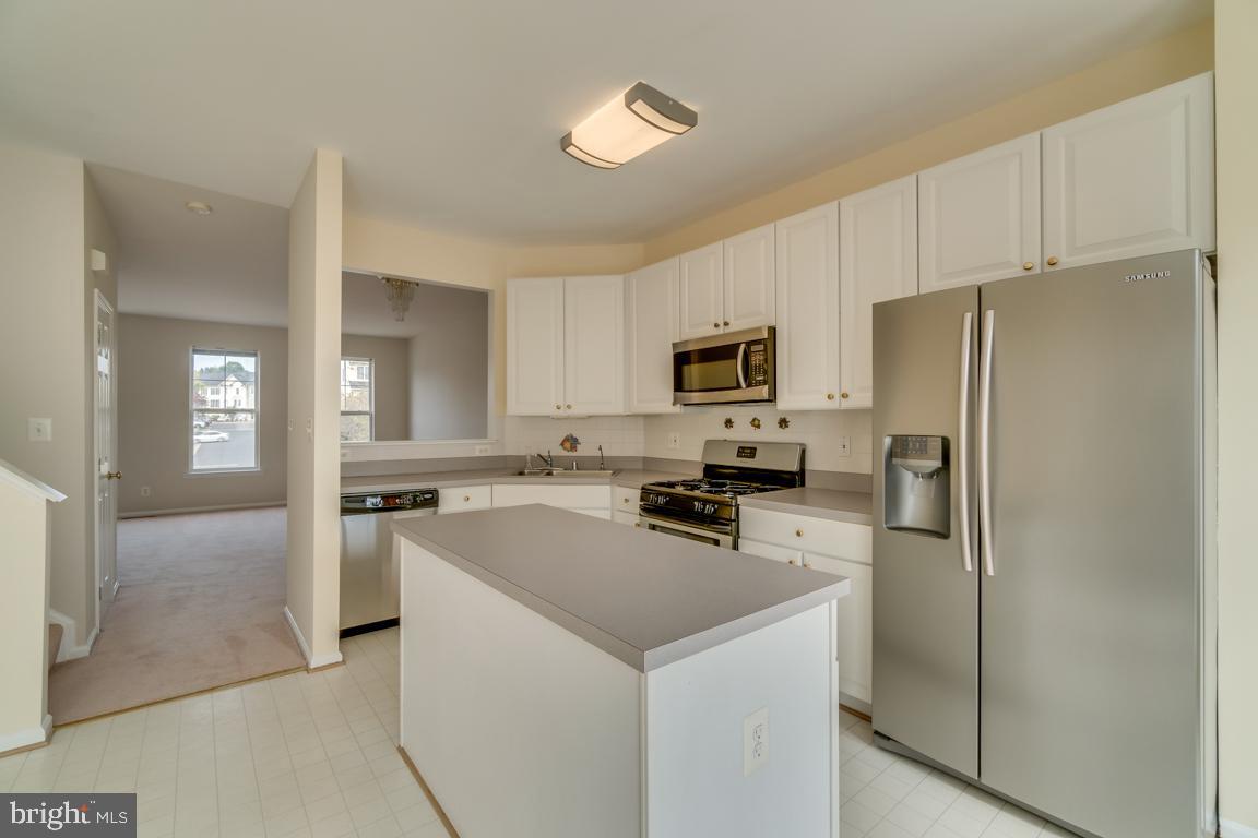 PRINCE WILLIAM COMMONS - Residential