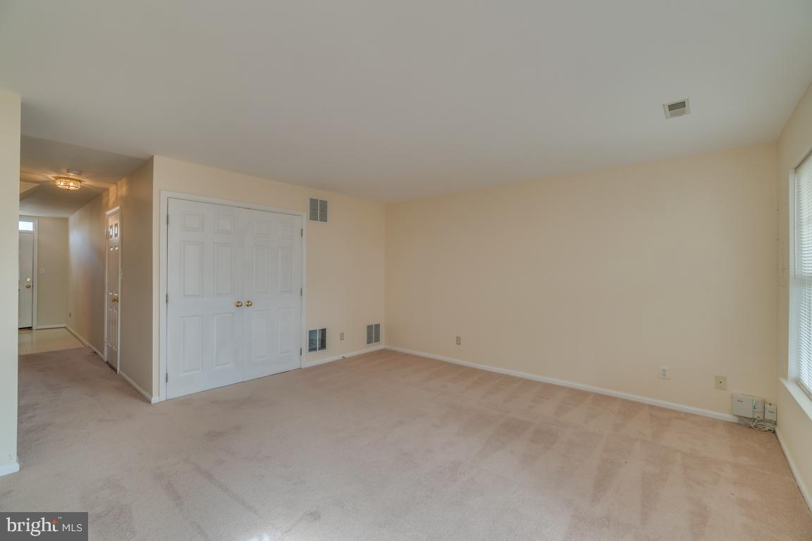 PRINCE WILLIAM COMMONS - Residential