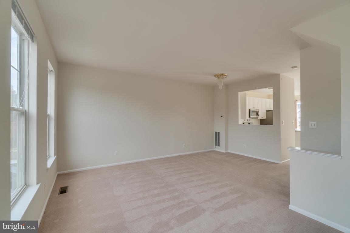 PRINCE WILLIAM COMMONS - Residential