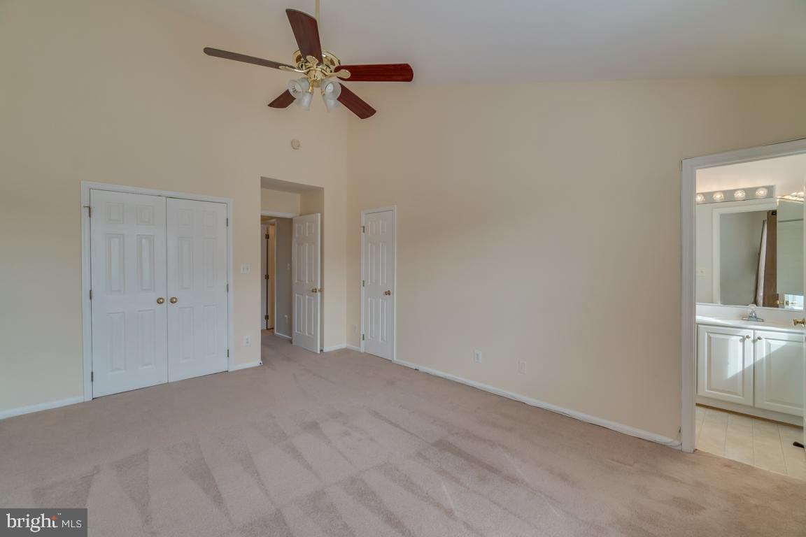 PRINCE WILLIAM COMMONS - Residential