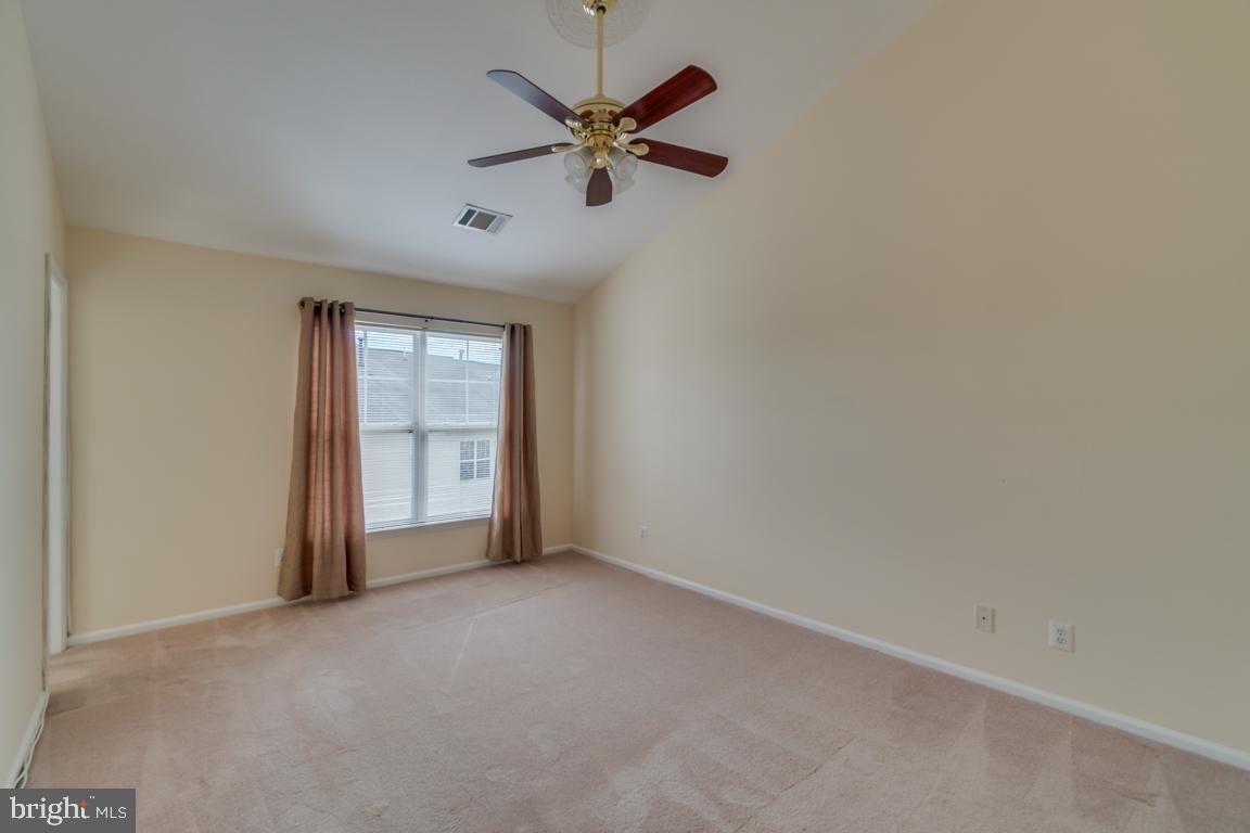 PRINCE WILLIAM COMMONS - Residential