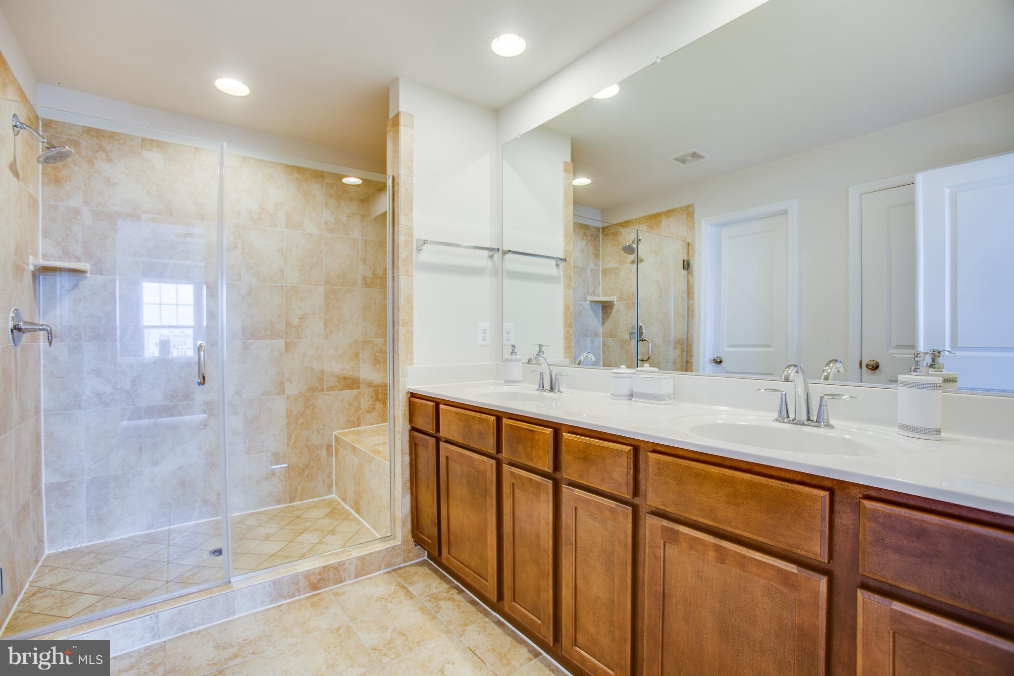 EMBREY MILL - Residential Lease