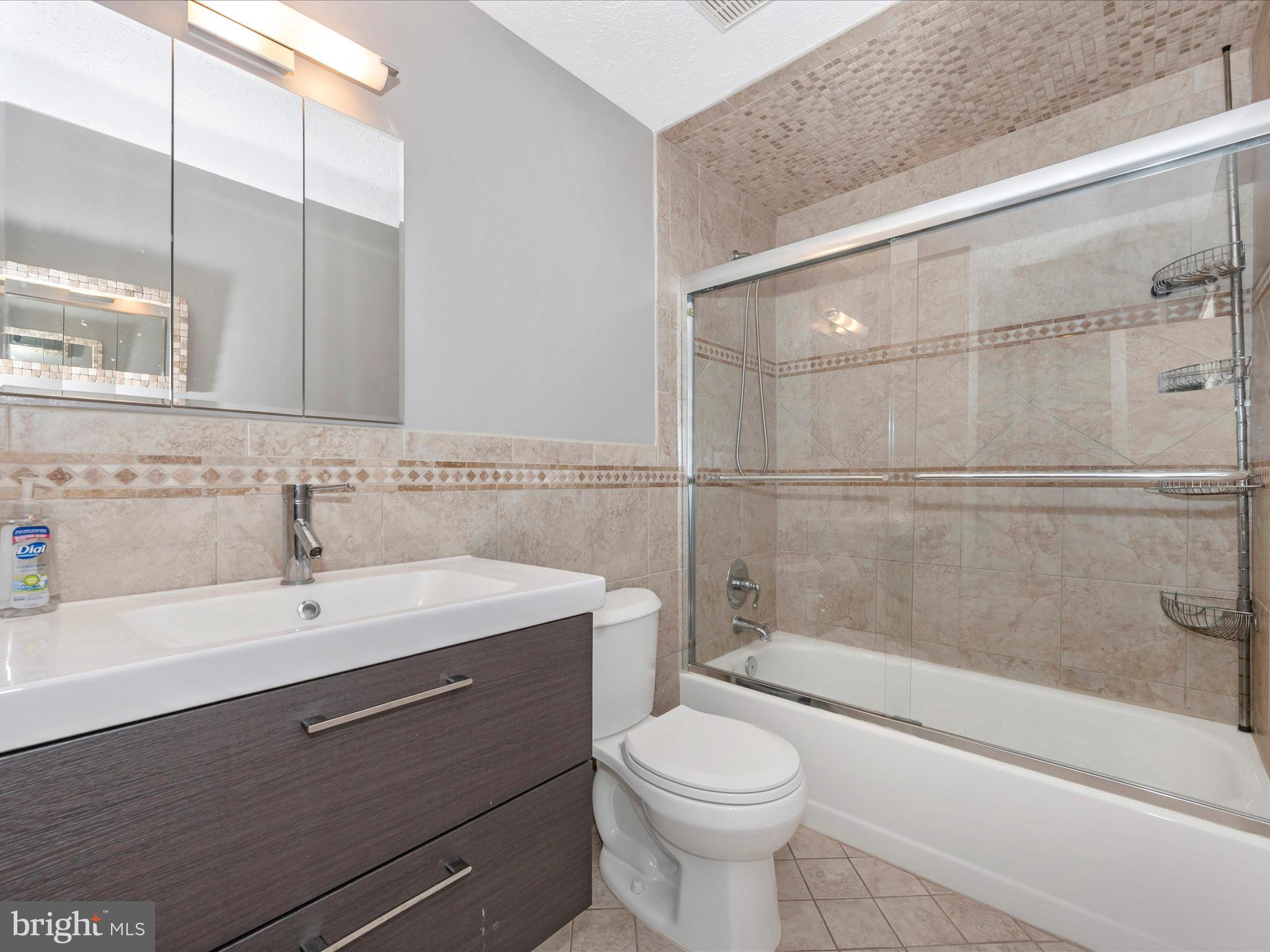 DUFIEF MILL ESTATES - Residential