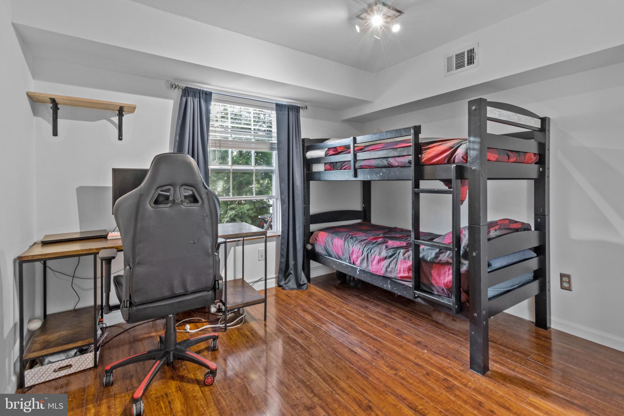 TAPESTRY - Residential