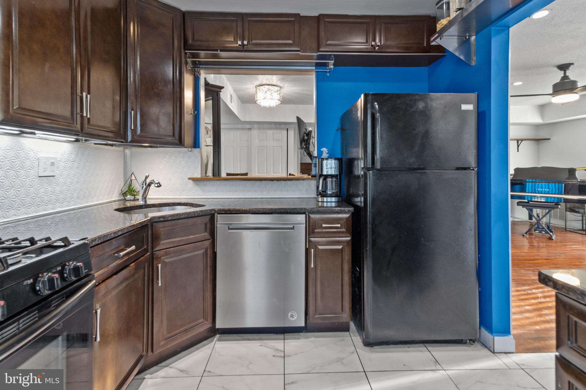 TAPESTRY - Residential