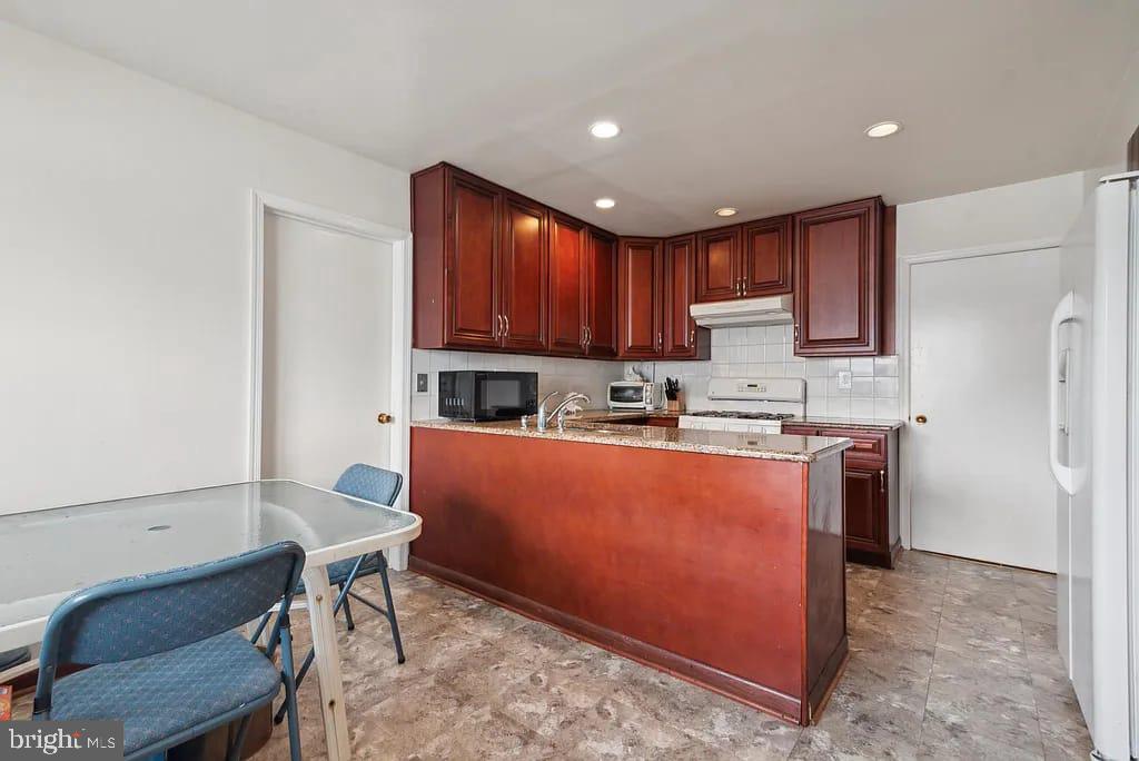 PINE VALLEY - Residential