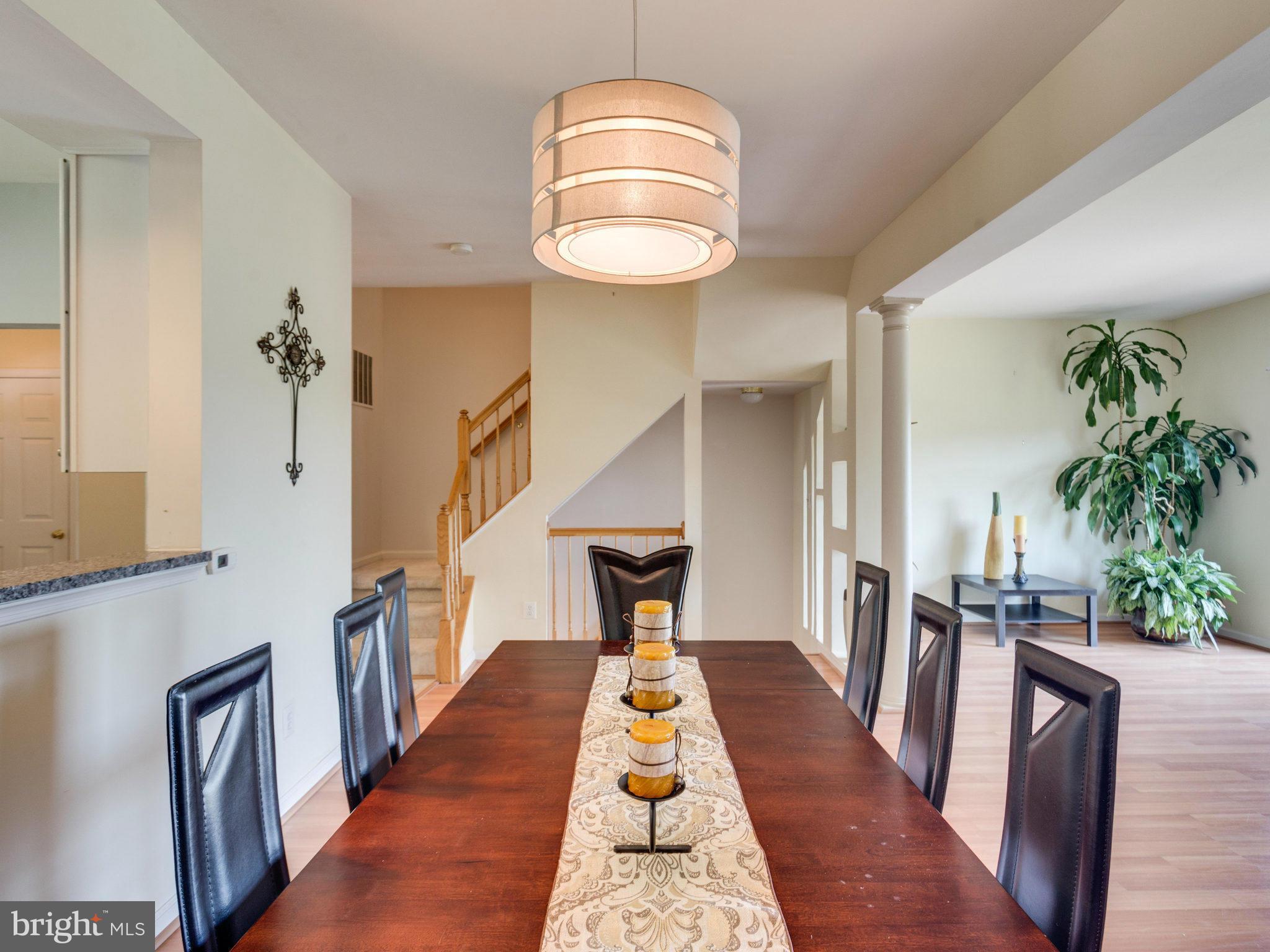 RIVER OAKS - Residential