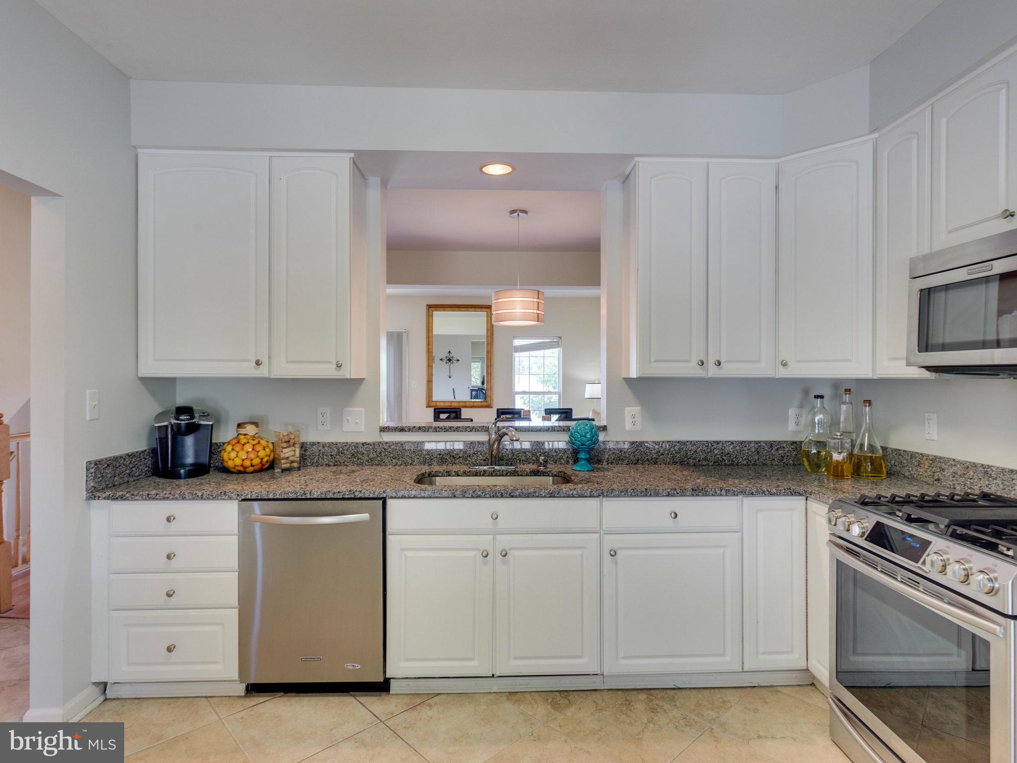 RIVER OAKS - Residential