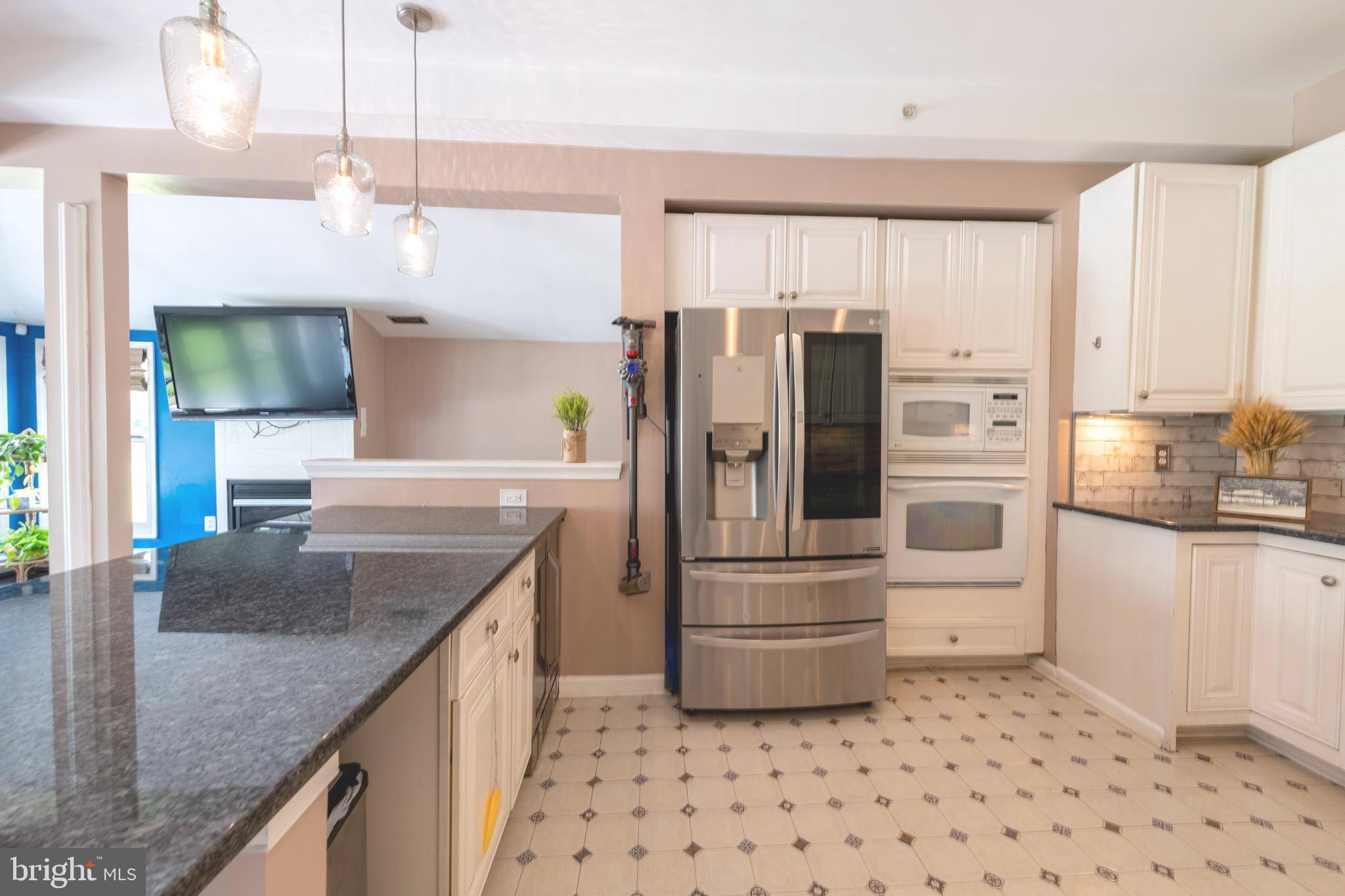 HOLLAND POINT - Residential