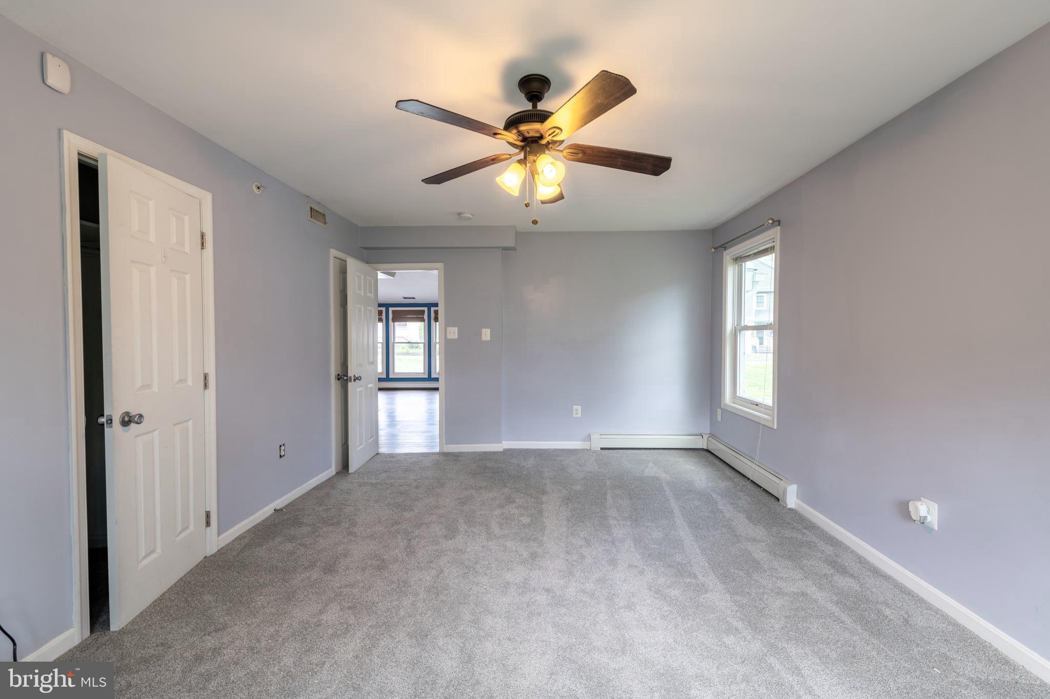 HOLLAND POINT - Residential