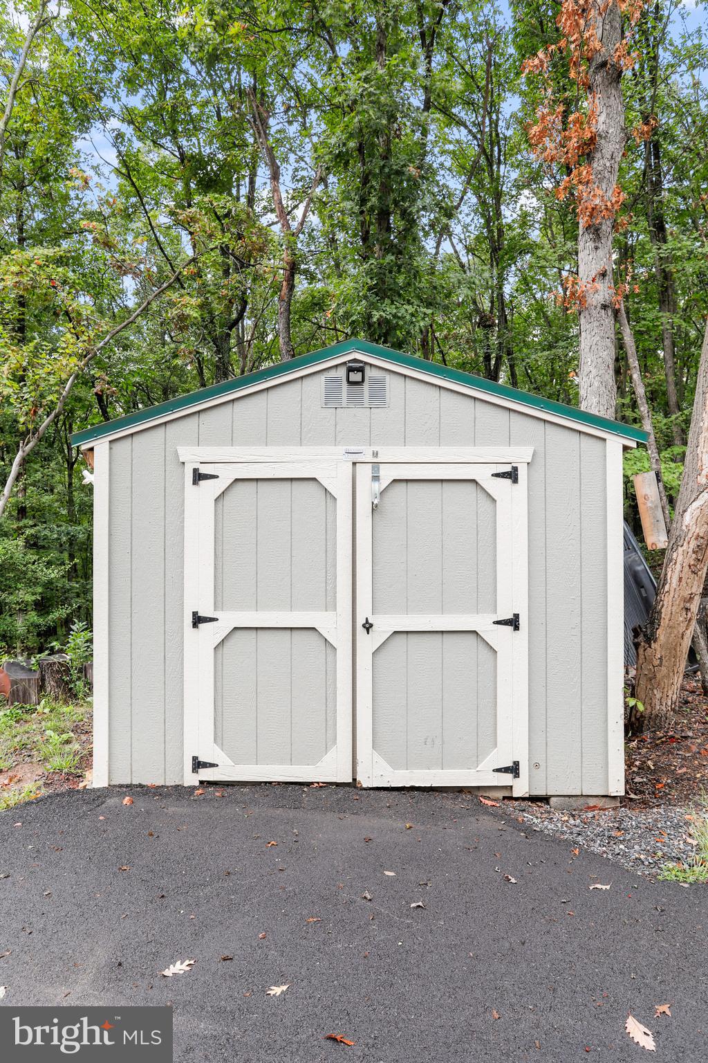 CRESTVIEW SUBD. - Residential