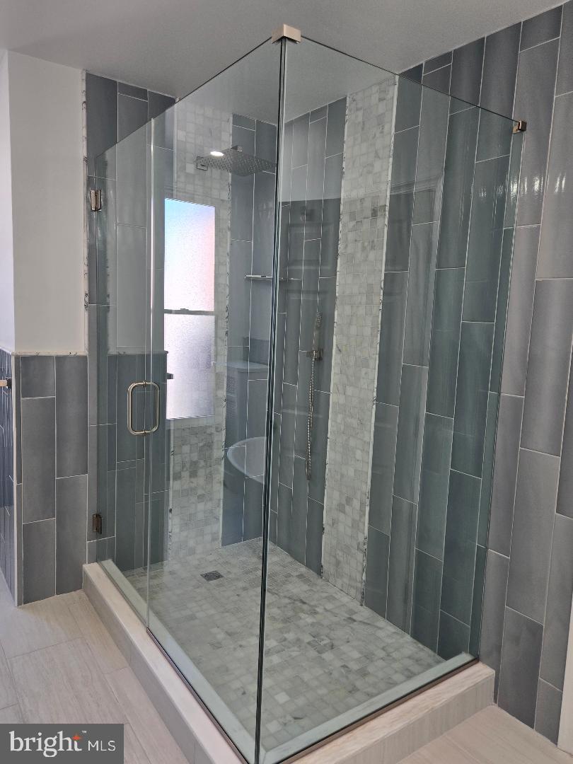 MAYFAIR - Residential