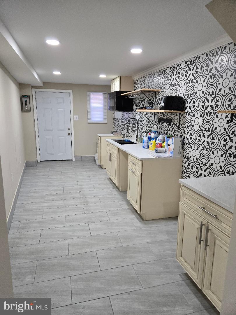 MAYFAIR - Residential