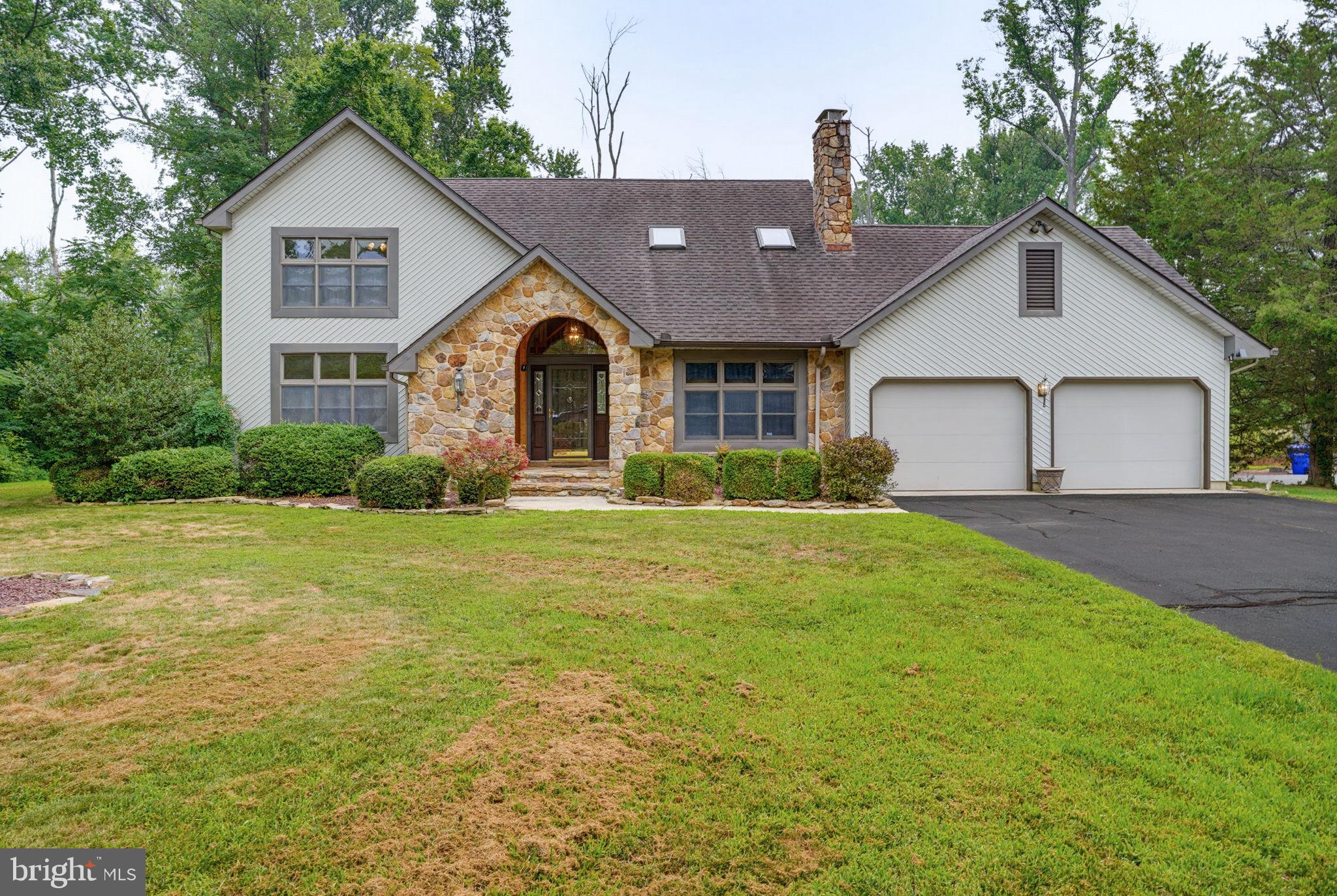 206 BEECH DRIVE