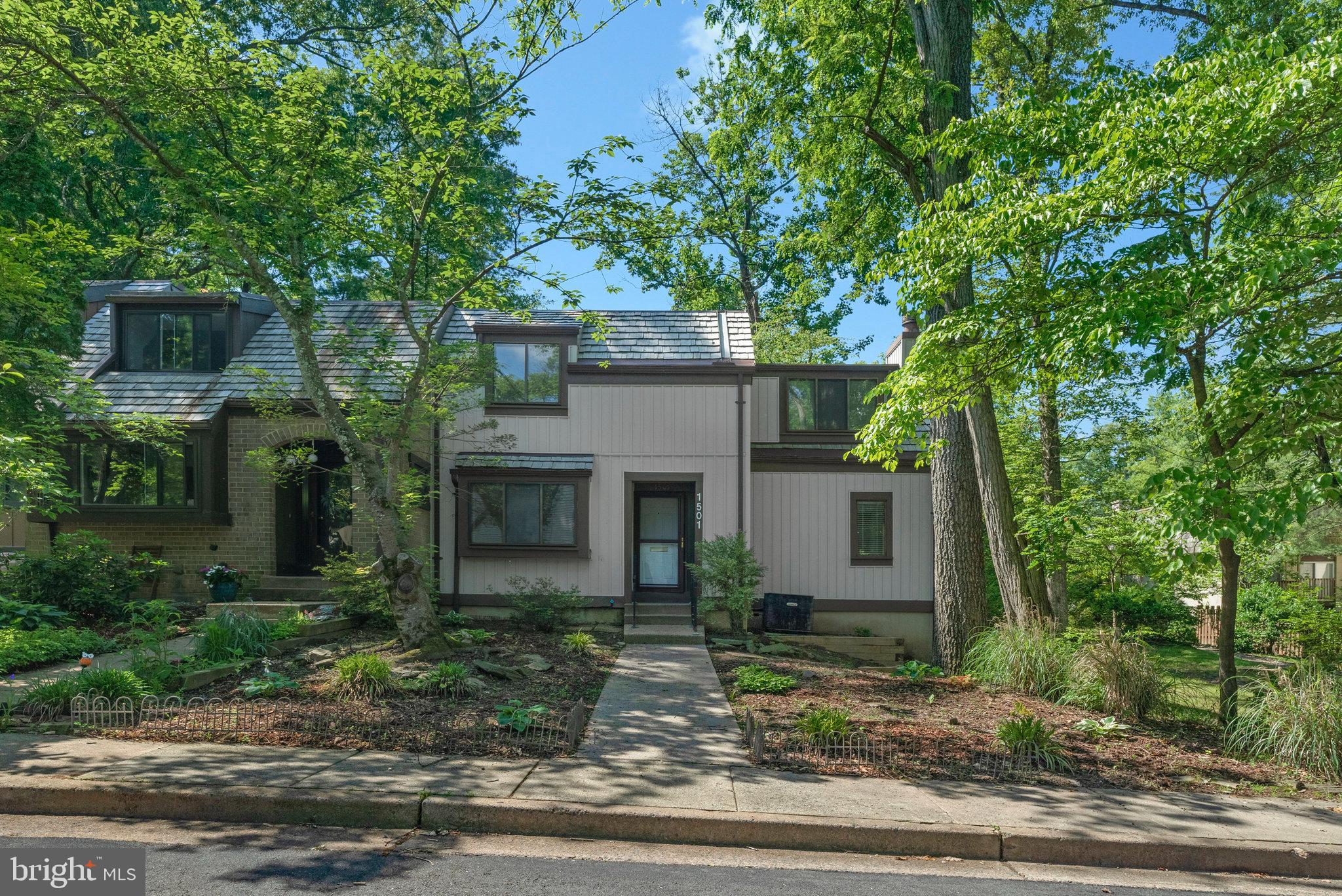 1501 SCANDIA CIRCLE