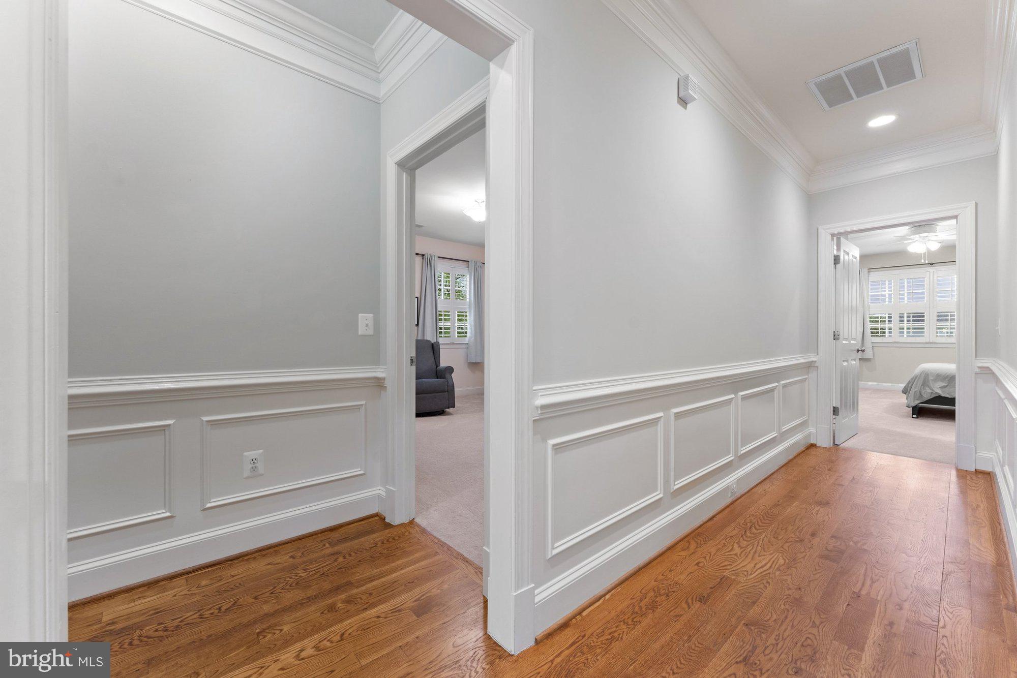 VIENNA WOODS - Residential