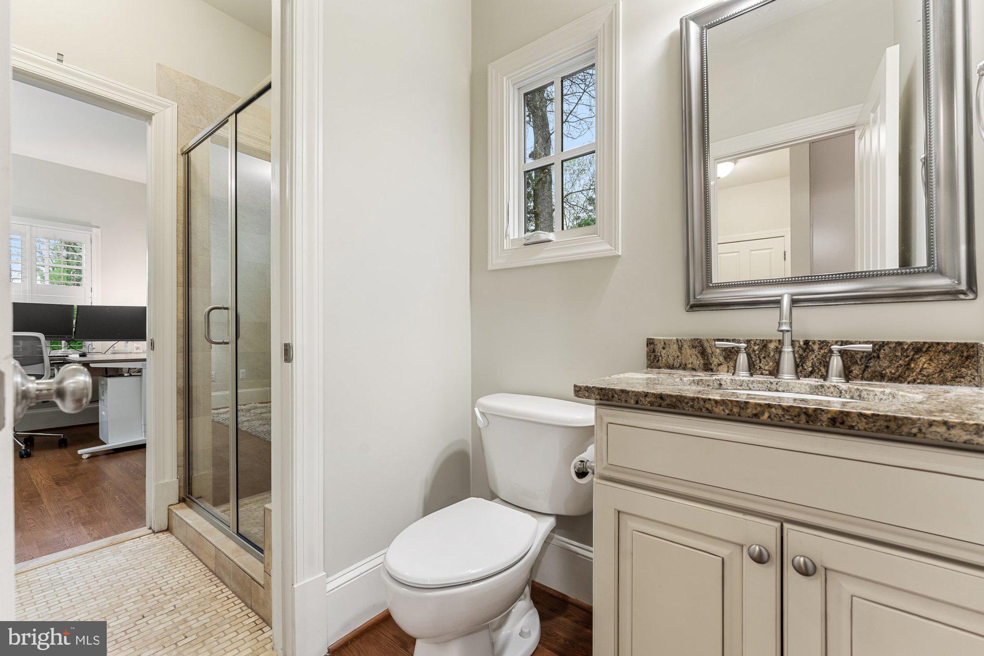 VIENNA WOODS - Residential