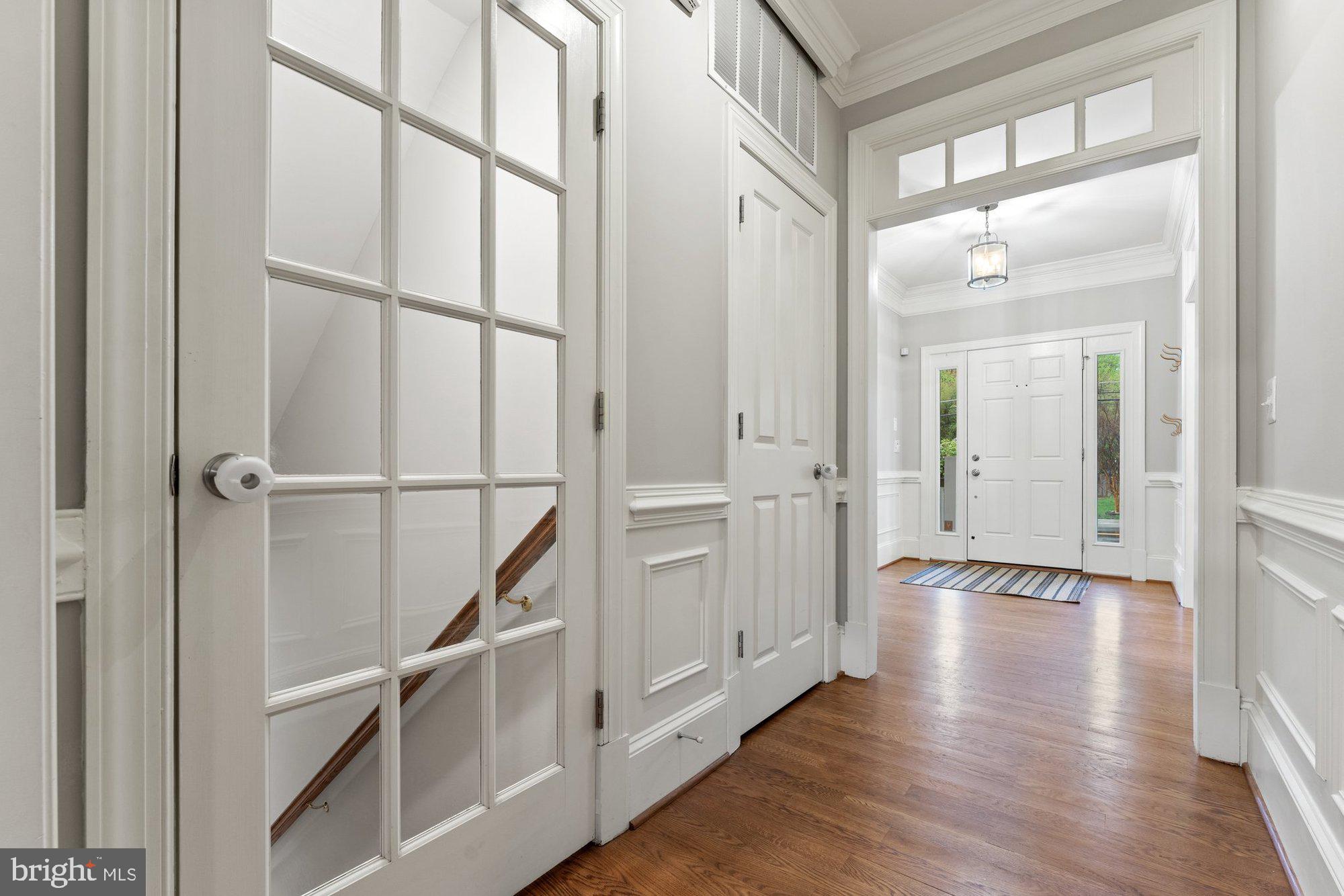 VIENNA WOODS - Residential