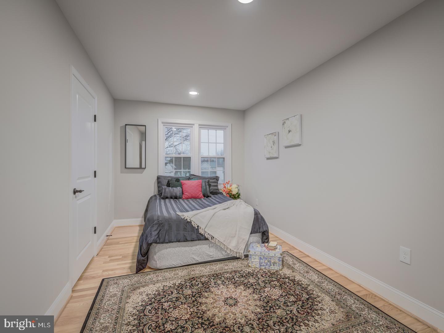 BROOKE VIEW - Residential