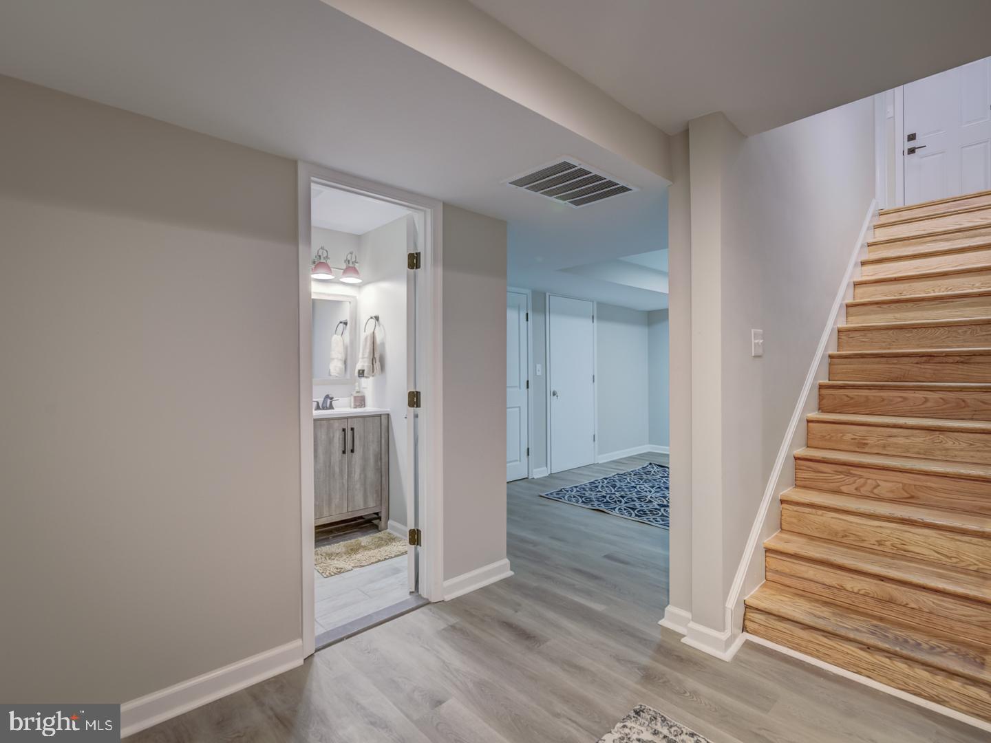 BROOKE VIEW - Residential