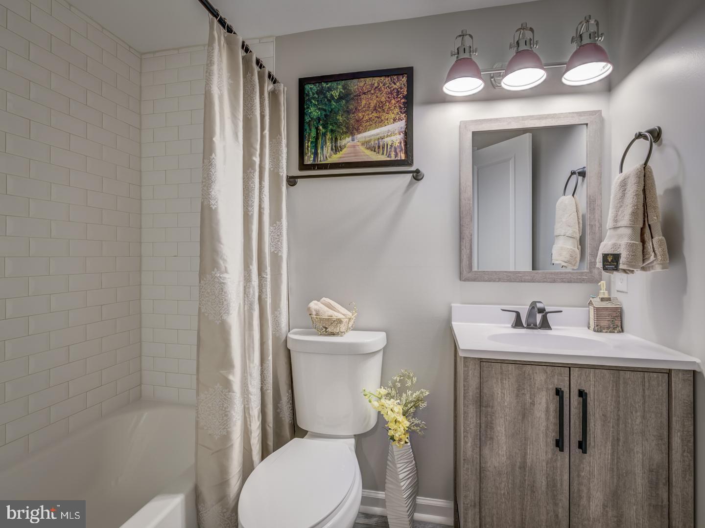 BROOKE VIEW - Residential