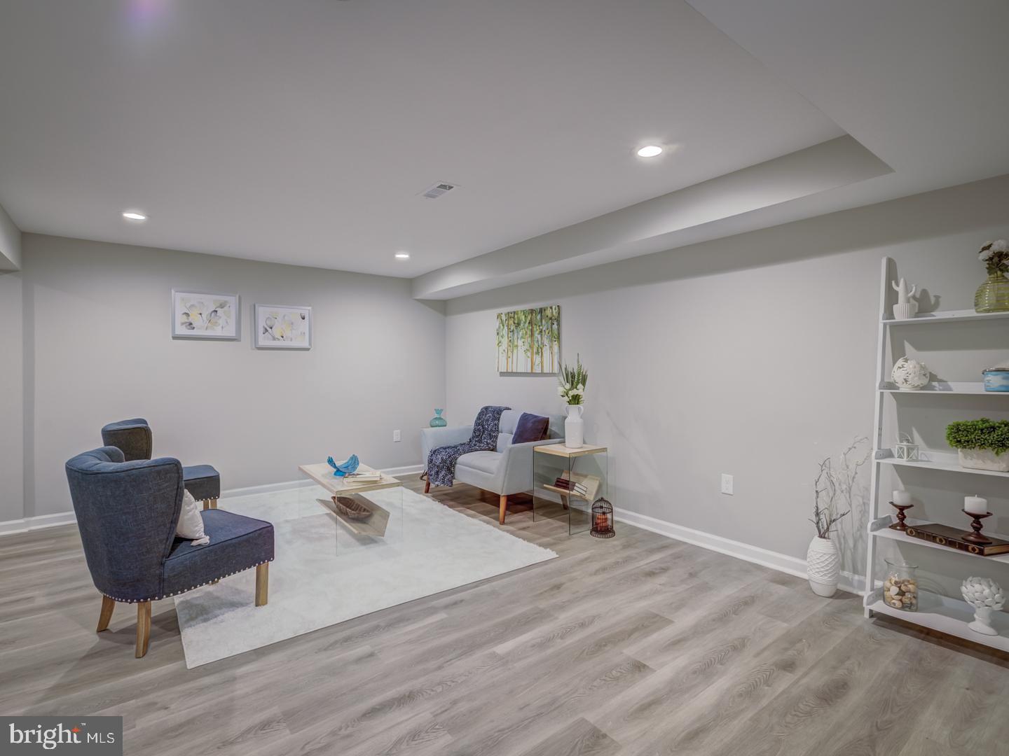 BROOKE VIEW - Residential