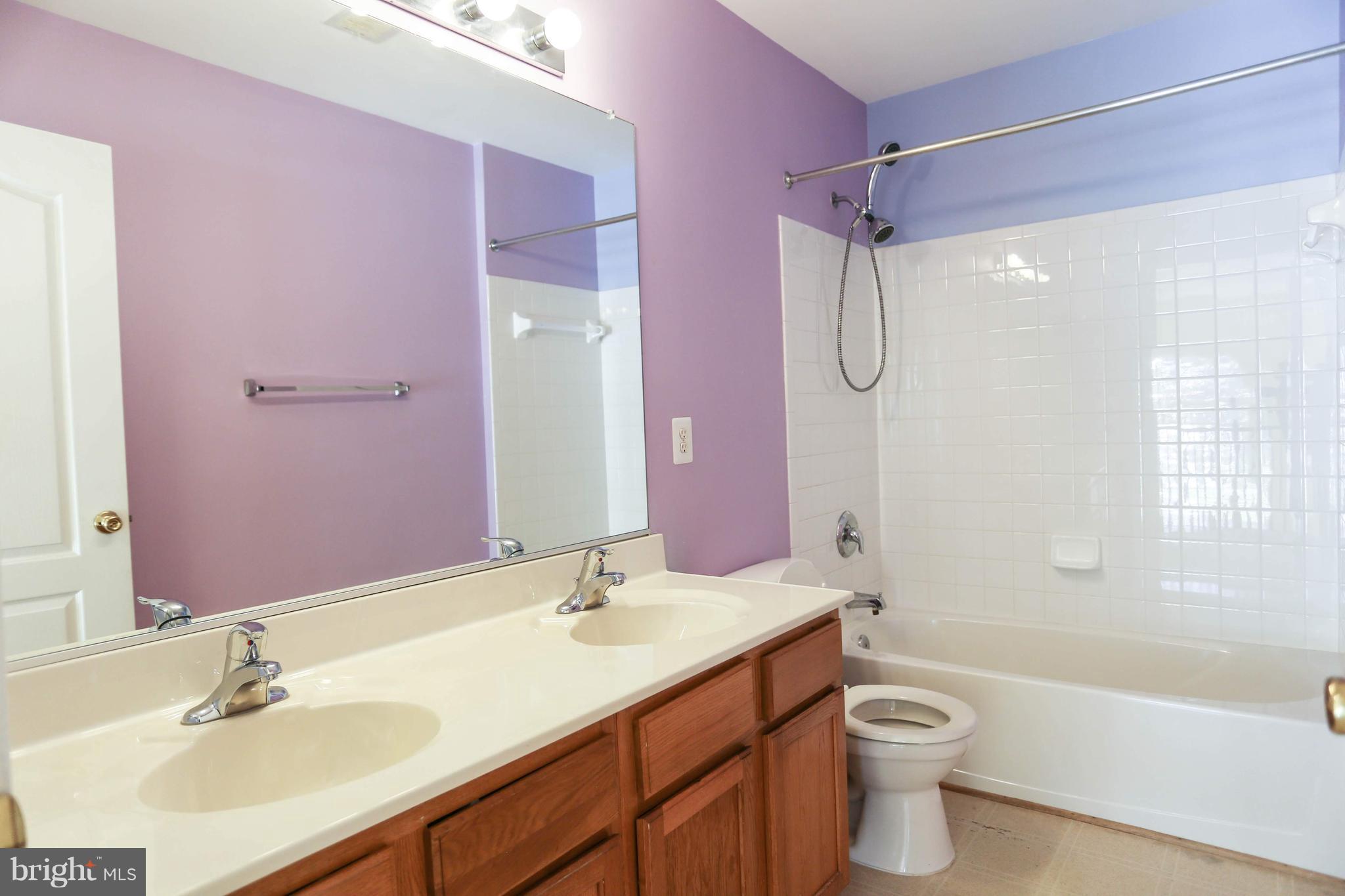 ROSE VALLEY-PLAT EIGHT> - Residential