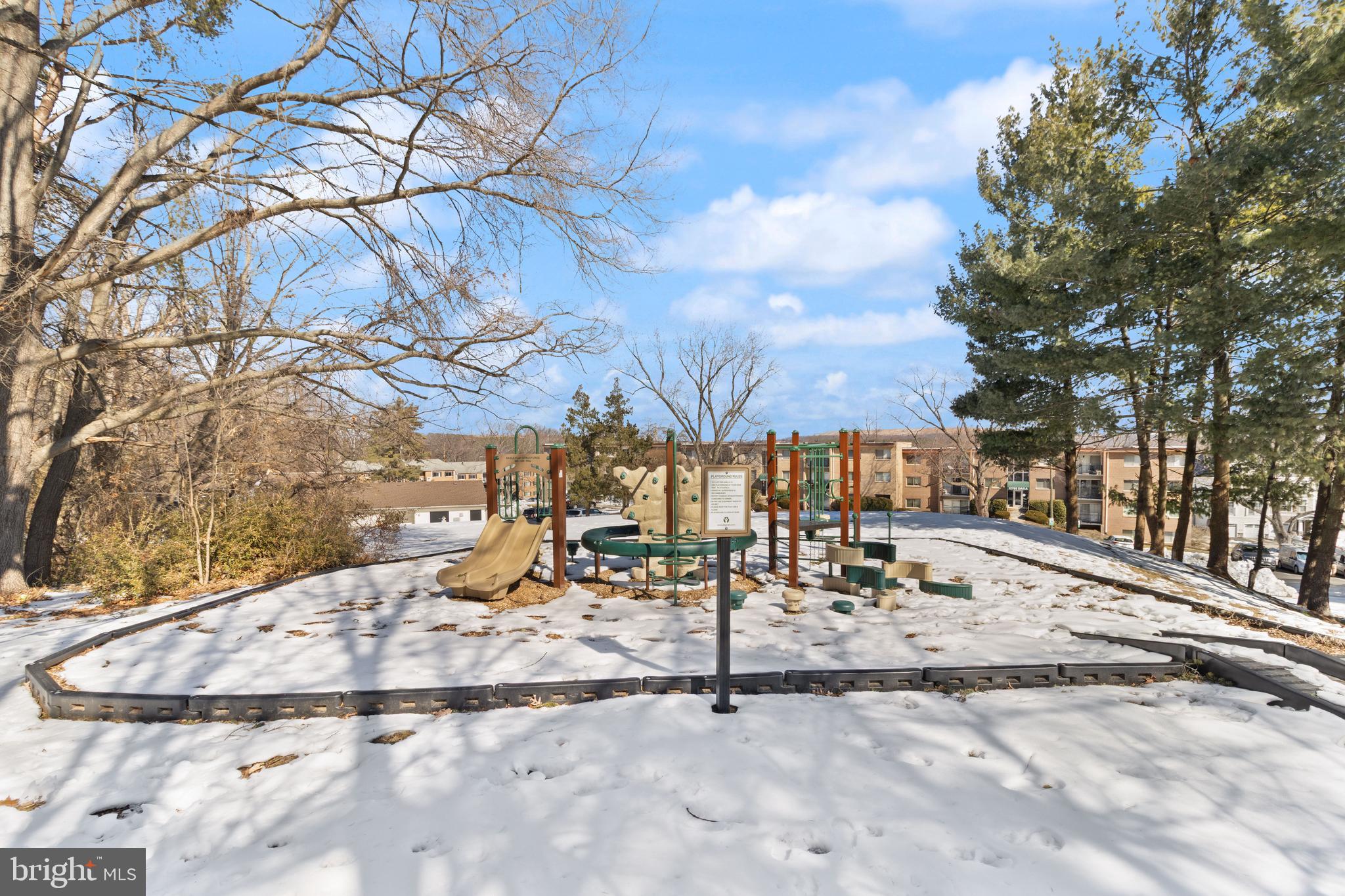 OCCOQUAN RIDGE CONDO - Residential