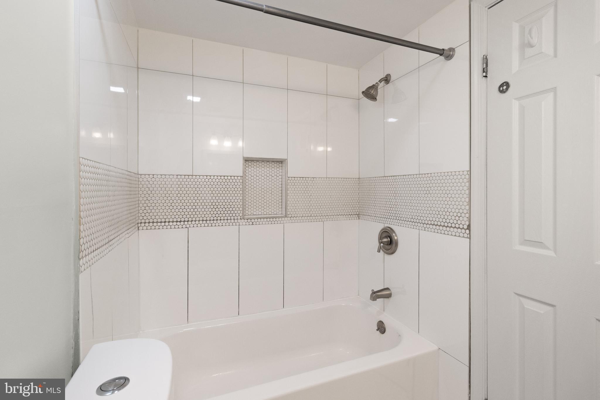 OCCOQUAN RIDGE CONDO - Residential