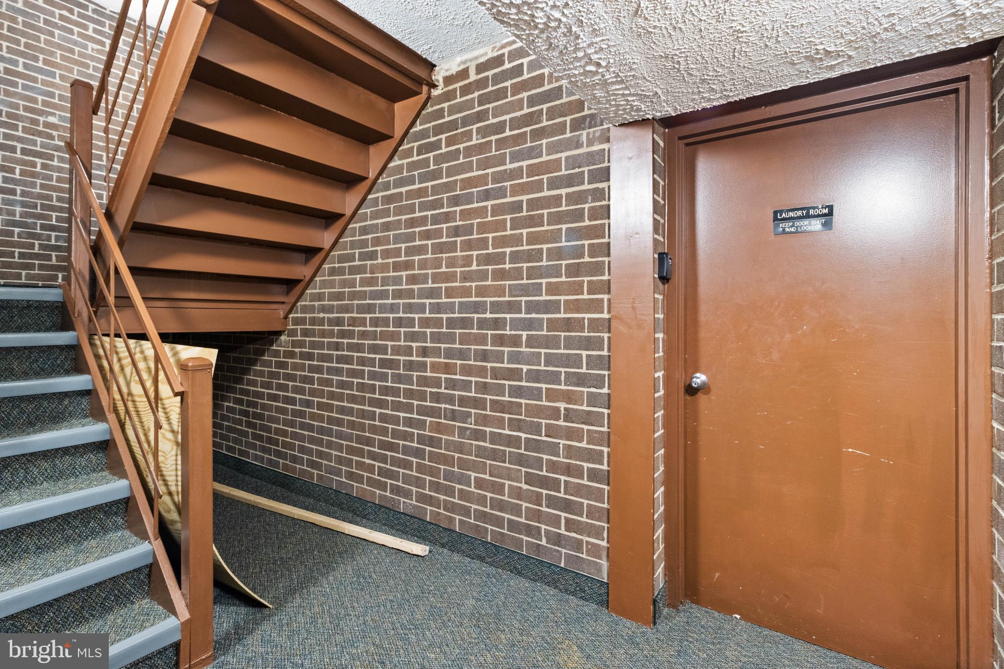 OCCOQUAN RIDGE CONDO - Residential