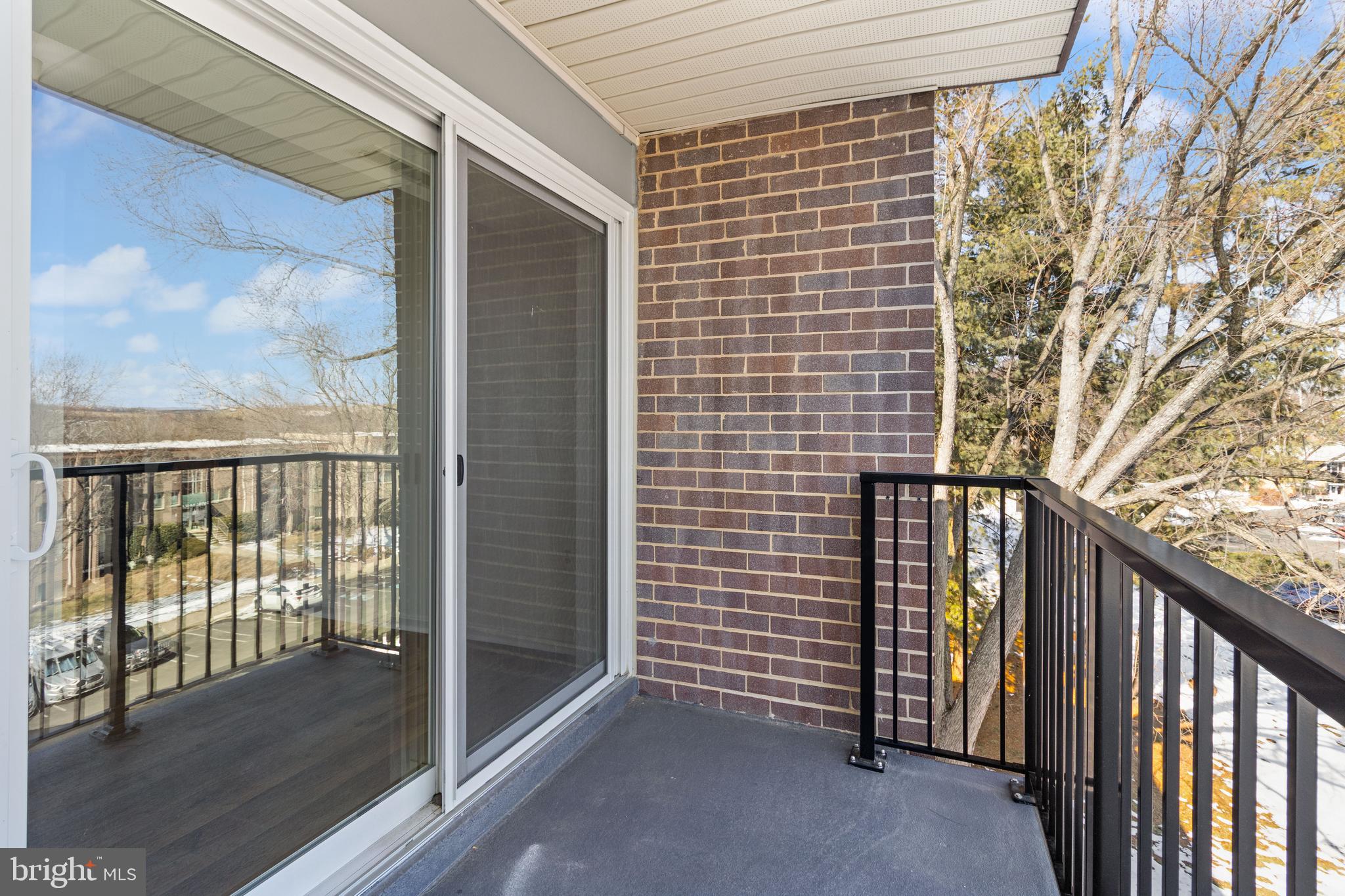 OCCOQUAN RIDGE CONDO - Residential