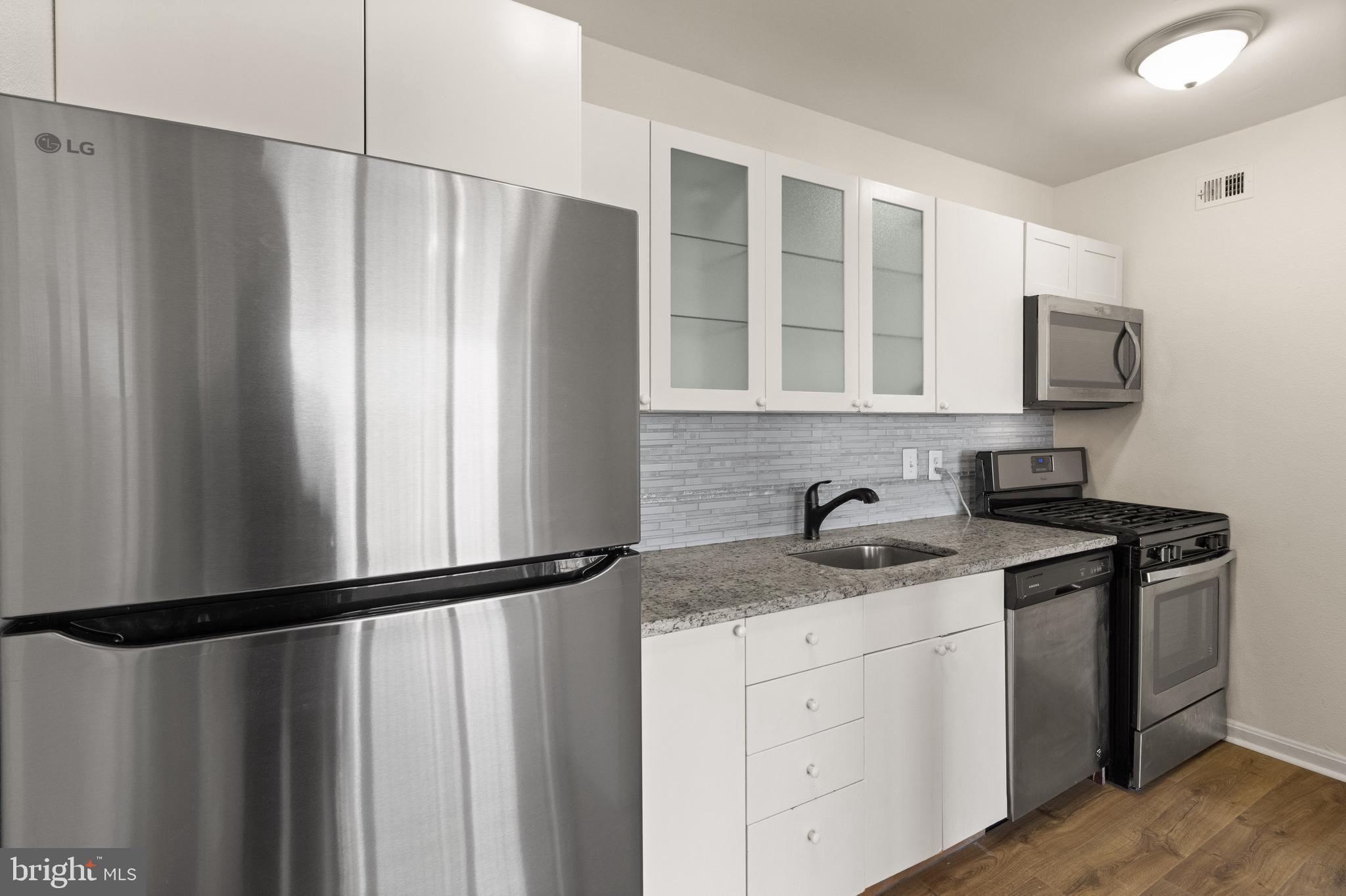 OCCOQUAN RIDGE CONDO - Residential