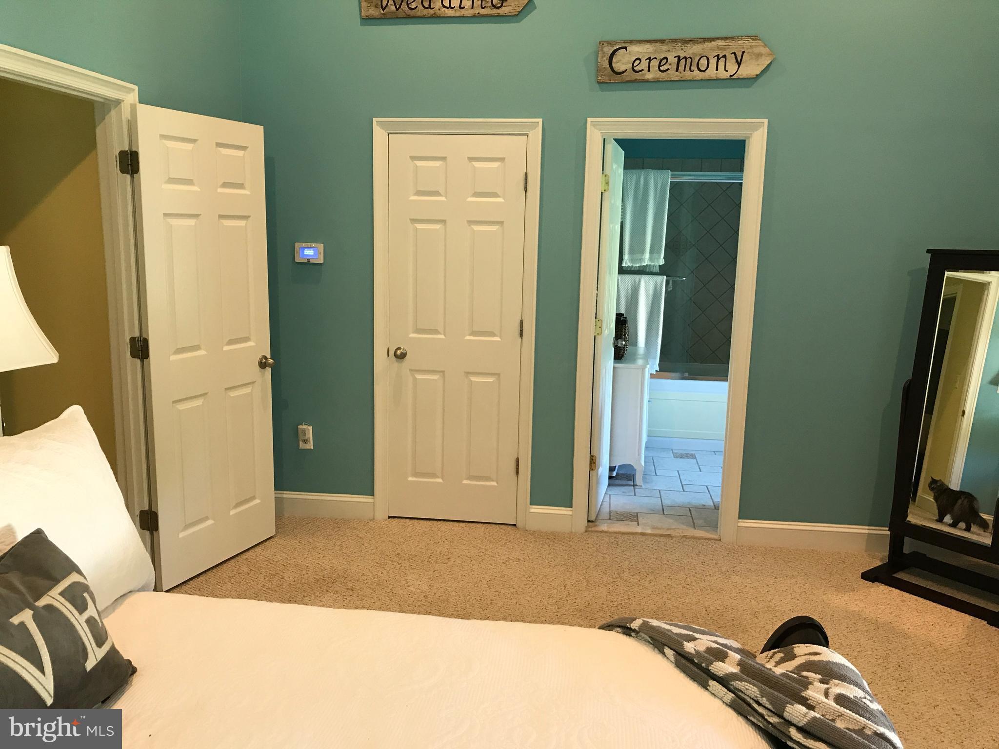 ROMANCOKE ON THE BAY - Residential