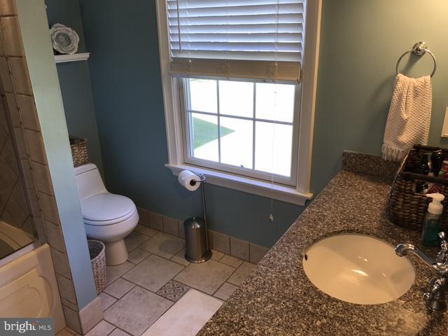 ROMANCOKE ON THE BAY - Residential