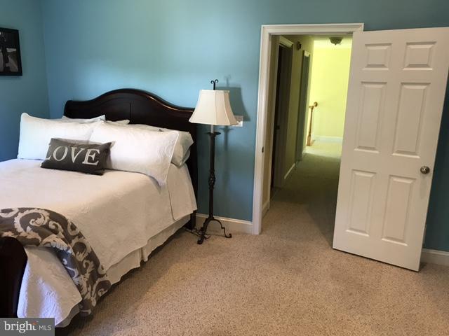 ROMANCOKE ON THE BAY - Residential