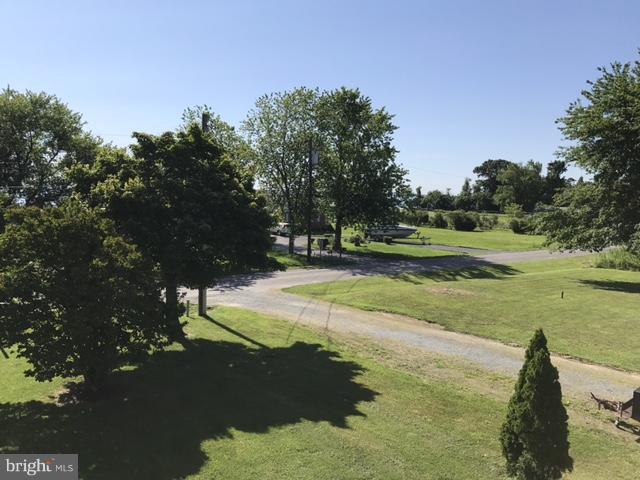 ROMANCOKE ON THE BAY - Residential