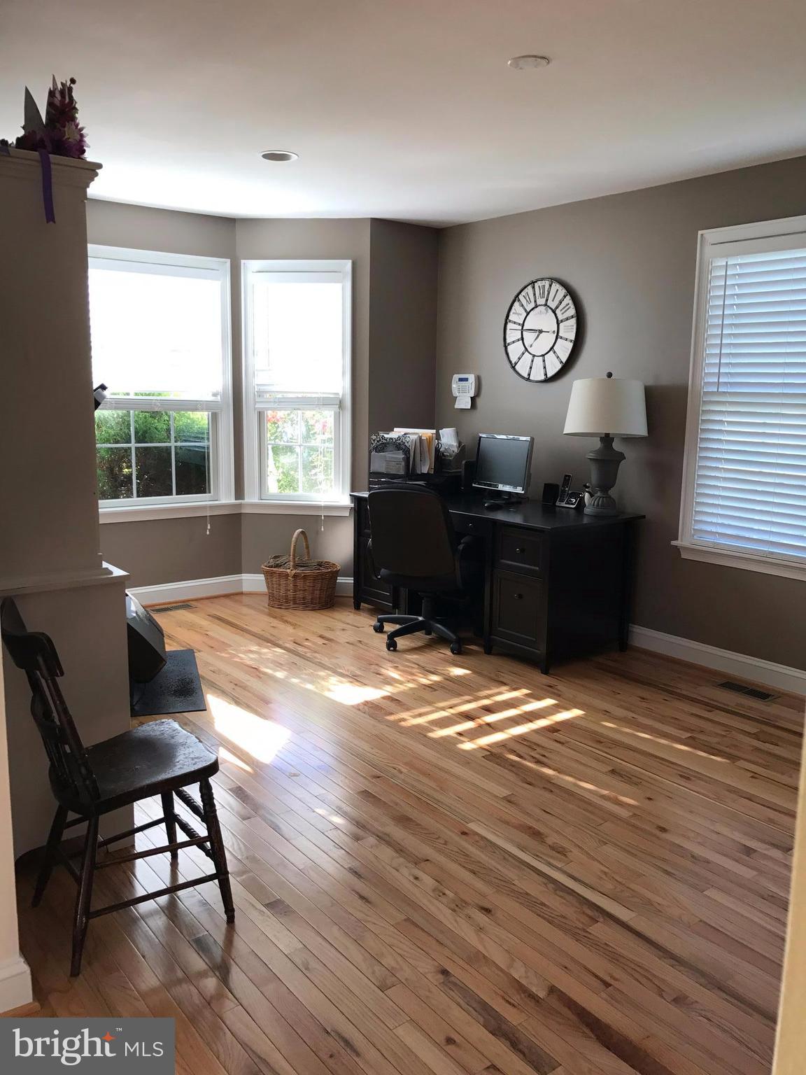 ROMANCOKE ON THE BAY - Residential