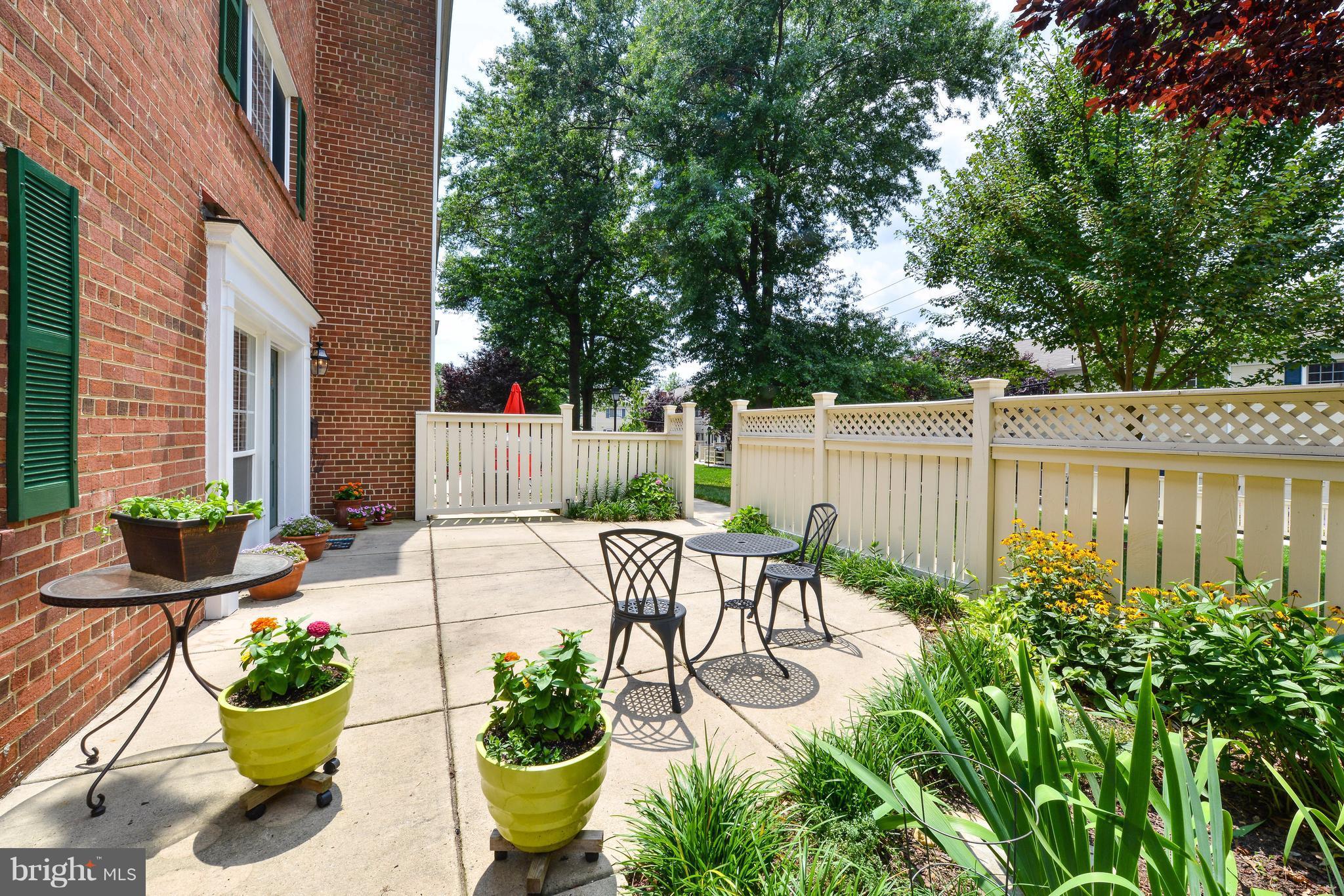 PARKSIDE AT ALEXANDRIA - Residential