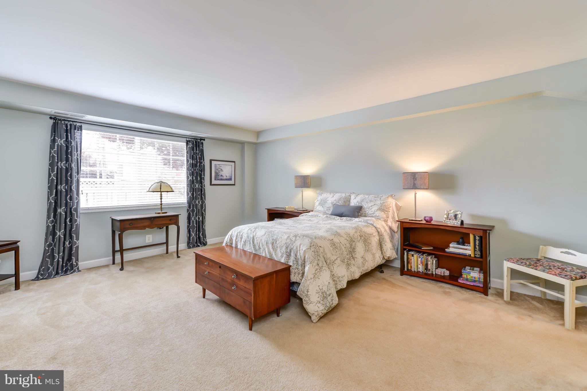 PARKSIDE AT ALEXANDRIA - Residential