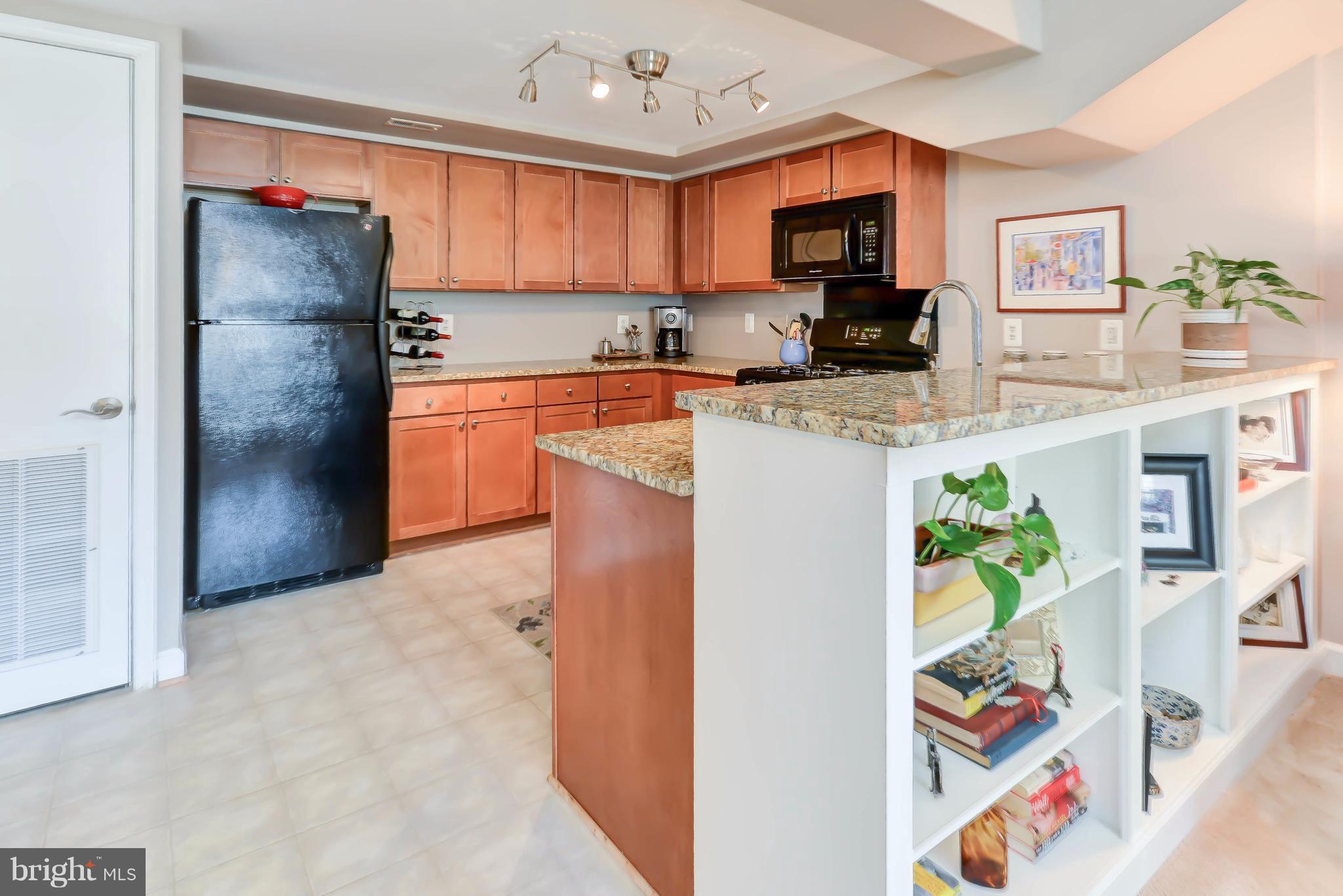 PARKSIDE AT ALEXANDRIA - Residential